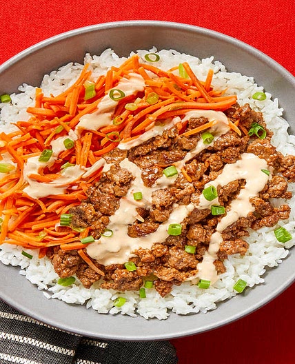 Sesame Soy Beef Bowls with Carrots, Buttery Rice & Sriracha Mayo