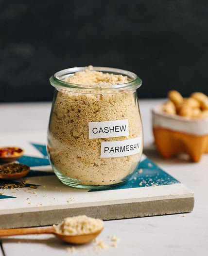 Yeast-Free Cashew Parmesan
