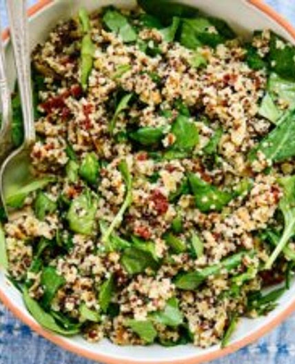 Sun-Dried Tomato, Spinach and Quinoa Salad