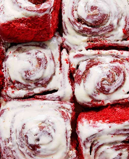 Red Velvet Cinnamon Rolls