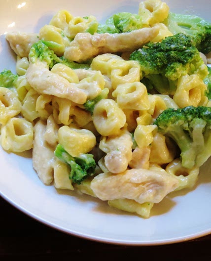 Broccoli and Chicken with Cheese Tortellini #Recipe