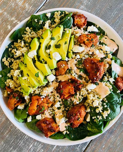 Buffalo Chicken Spinach Quinoa Bowls