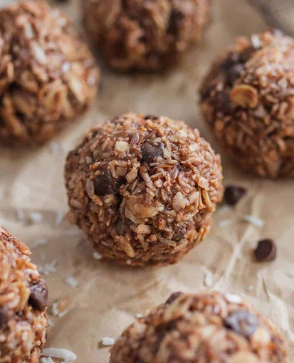 Peanut Butter Oatmeal Energy Balls Recipe