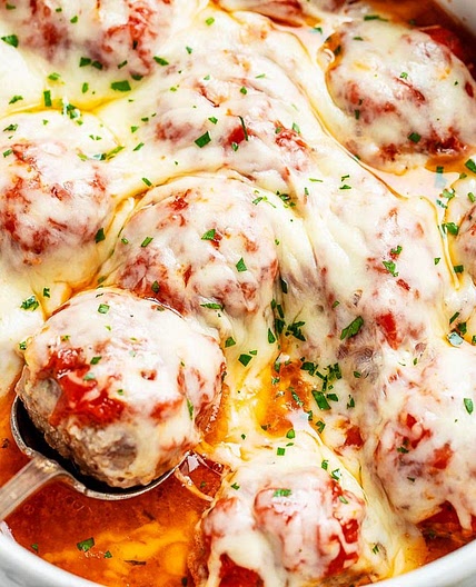 Cheesy Meatballs Casserole {Low Carb}