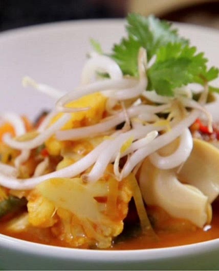 Vegetable Thai red curry