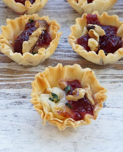 Air Fryer Cranberry Brie Bites