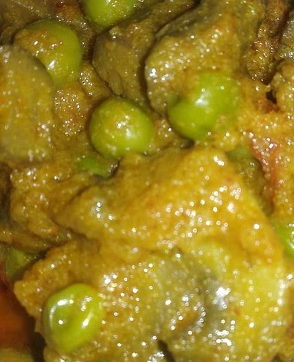 लहसुनी मटर मशरूम (lehsuni matar mushroom recipe in Hindi)