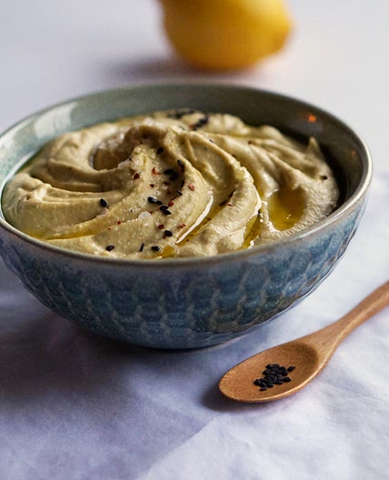 Creamy Cashew Hummus