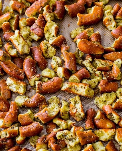 Seasoned Pretzels