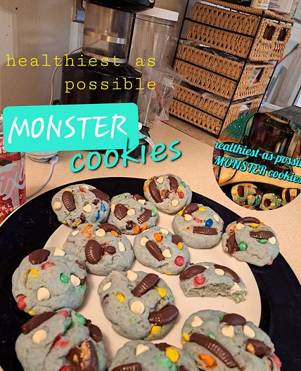 Monster cookies (the healthiest possible)