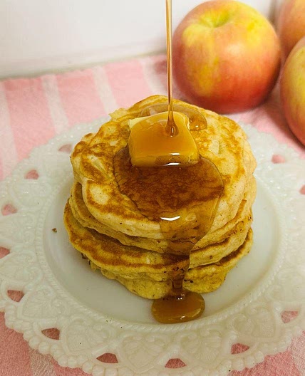 Apple Pancakes
