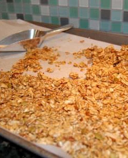 Granola Recipe (Cereal or Bars)