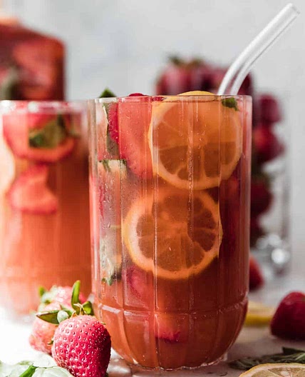 Strawberry Basil Lemonade
