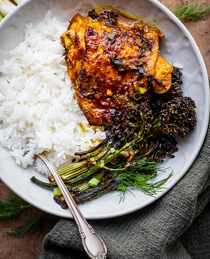 Pan-Seared Vietnamese Turmeric Chicken (Ga Nghe)