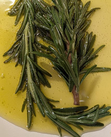 Creamy Cauliflower Soup With Rosemary Olive Oil