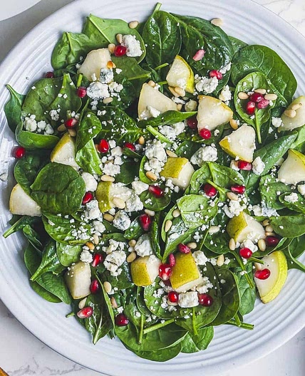 Spinach Gorgonzola Salad with Pear and Pomegranate Recipe