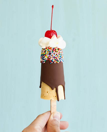 Banana Split Pudding Pops
