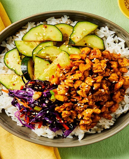 Vegan Tofu Bibimbap with Cabbage, Carrots & Gochujang Pickles