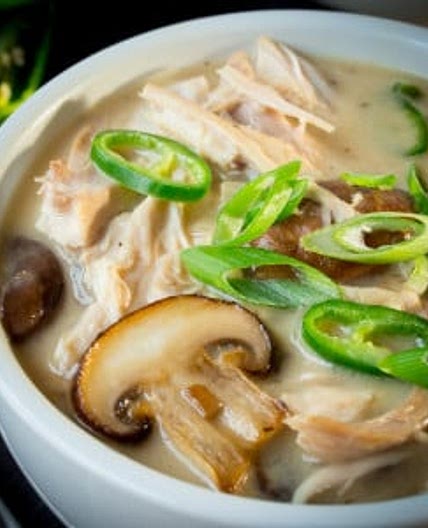 Creamy Chicken, Mushroom and Green Chilli soup