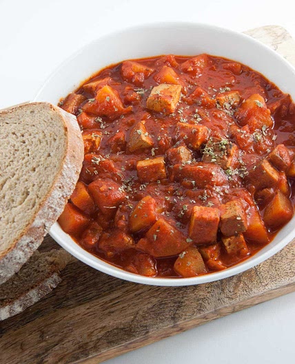 Vegan Goulash with smoked tofu & potatoes