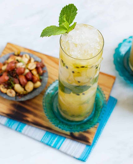 Passion Fruit Mojito Cocktail Recipe