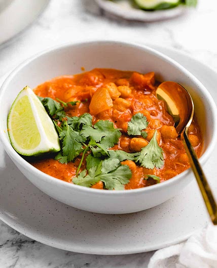 Creamy Coconut Chickpea Curry