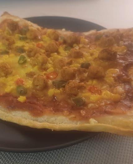 Wegańska kebab pizza