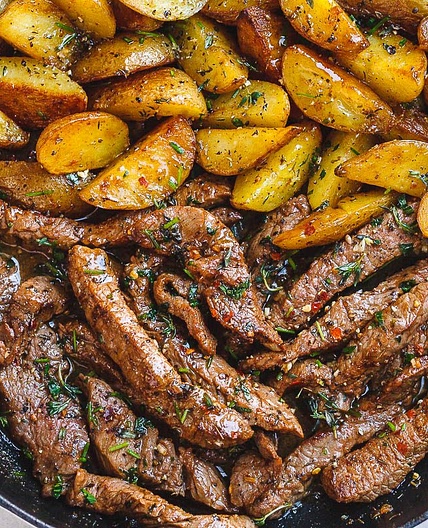 Garlic Butter Steak and Potatoes Skillet