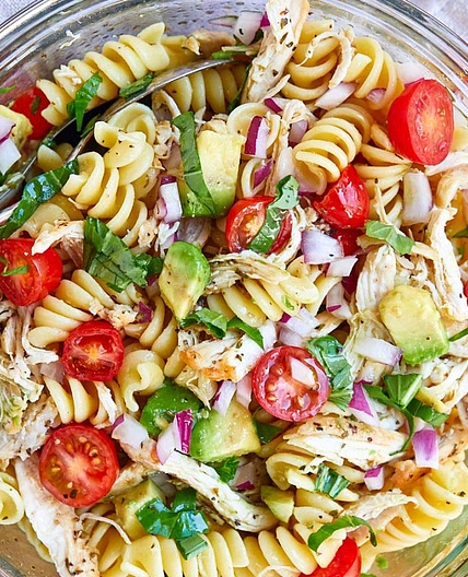 Healthy Chicken Pasta Salad with Avocado, Tomato, and Basil ﻿