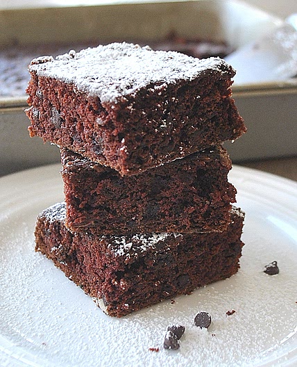 Best Chocolate Zucchini Brownies (Vegan)