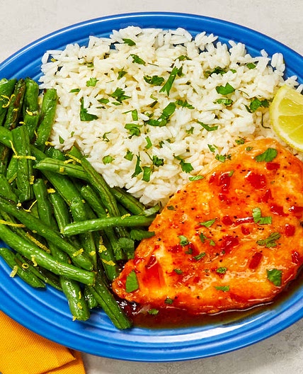 Jammy Red Pepper Chicken with Lemony Green Beans & Cilantro Rice