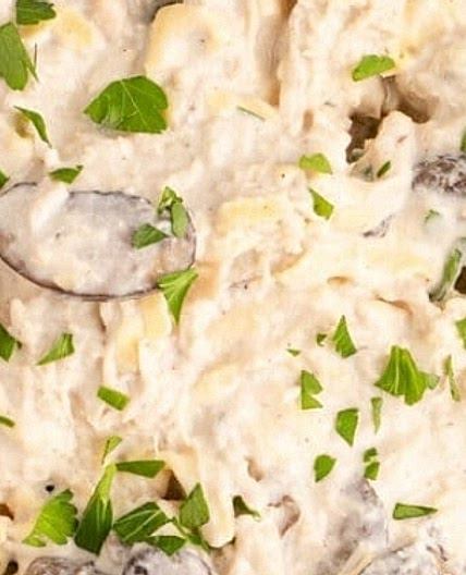 Slow Cooker Chicken Stroganoff