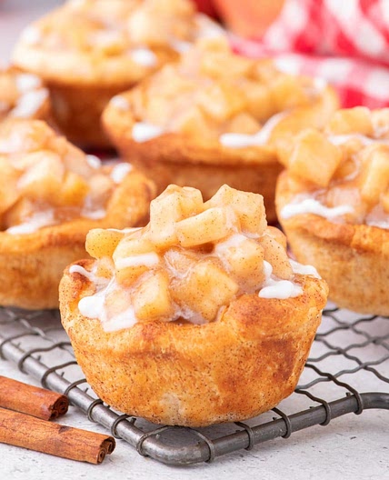 Apple Pie Cinnamon Rolls