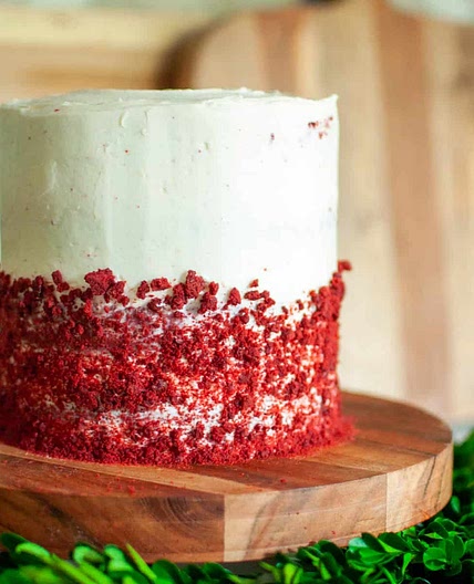 Red Velvet Cake & Cupcakes