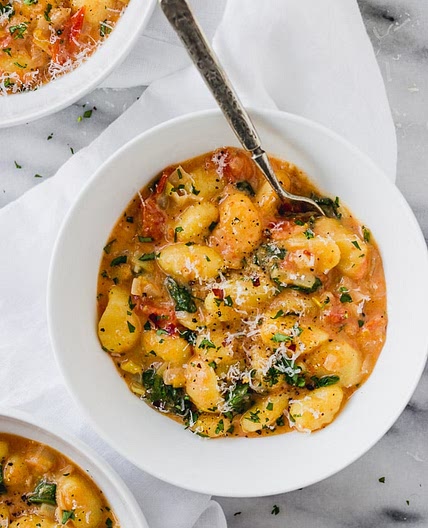 One Pot Creamy Tomato Spinach Gnocchi