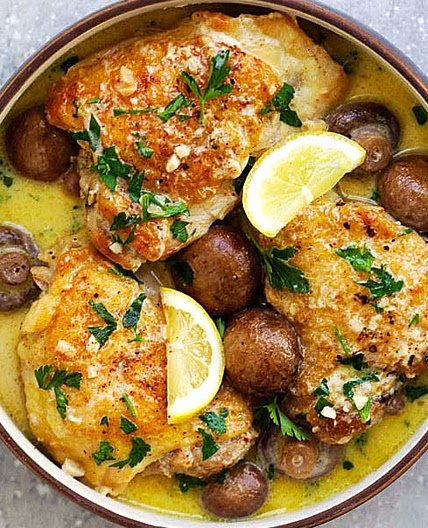 Creamy Garlic Mushroom Chicken (Instant Pot)