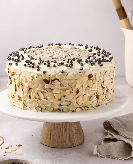 Cannoli Cake