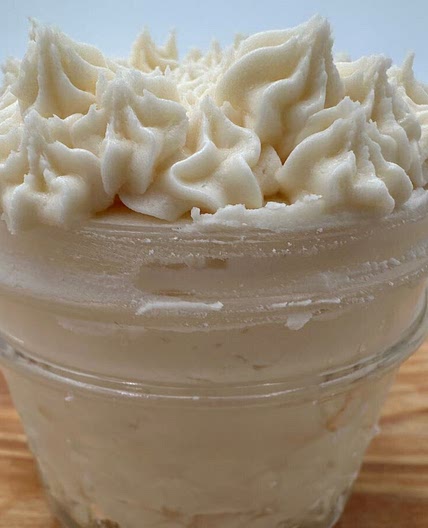 Vanilla Buttercream Frosting