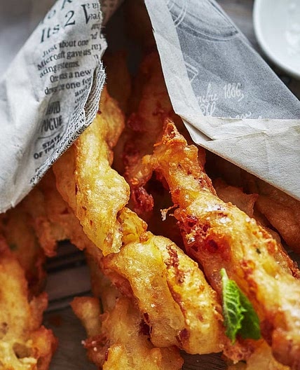 Churros de pommes de terre, menthe et chorizo