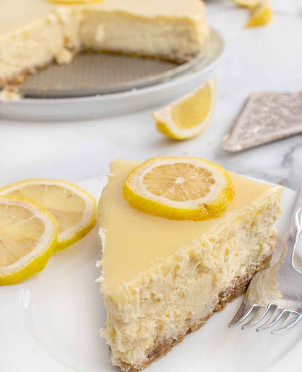 Lemon Cheesecake with a White Chocolate Topping
