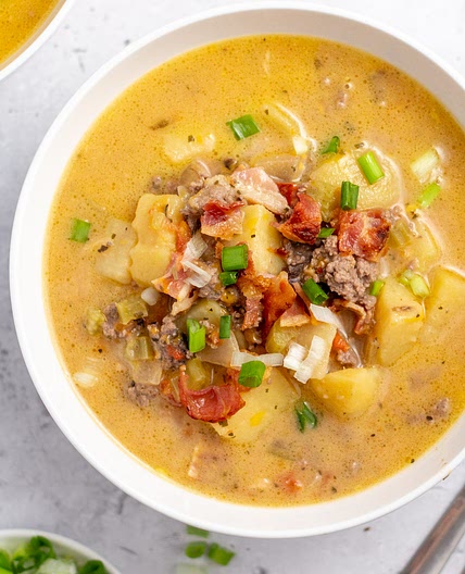 Slow Cooker Creamy Potato Bacon Soup