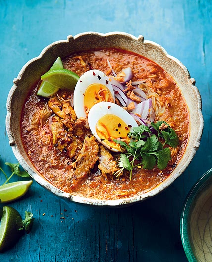 Mohinga (Burmese fish soup)