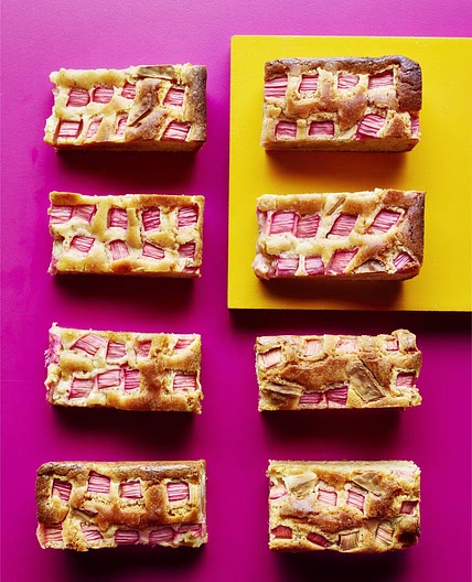 Rhubarb and custard blondies