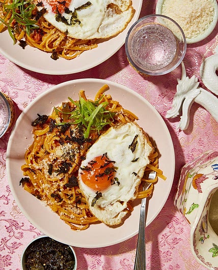 Cheesy kimchi linguine with gochujang butter