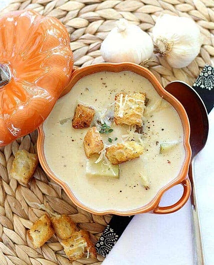 Roasted Garlic Soup