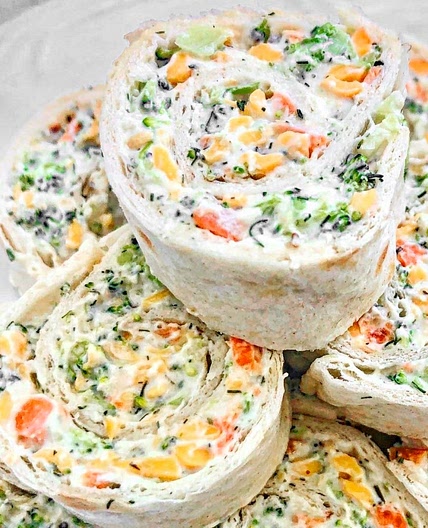 Vegan Veggie Pinwheels with Broccoli and Carrots Recipe