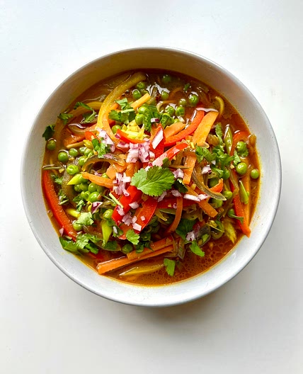 Vegetable Thukpa (Tibetan Noodle Soup)