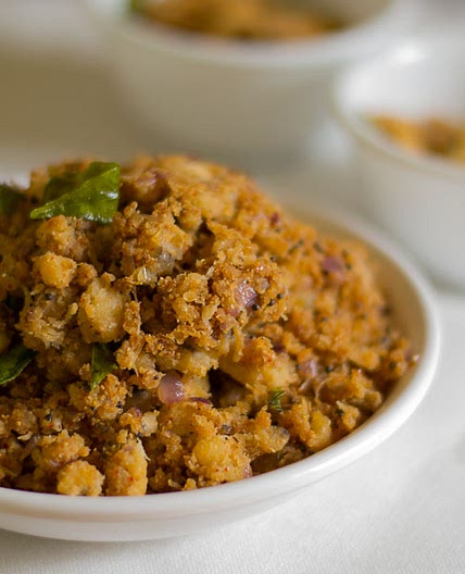 Vazhakkai podimas - Plantain stir-fry / Roast