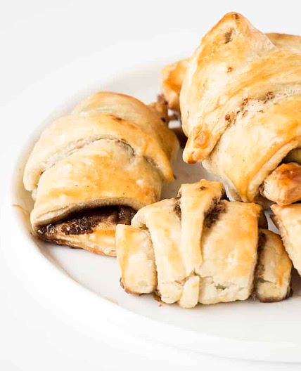 Easy Apple Cinnamon Croissants