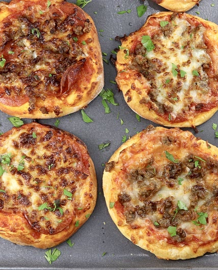 Air Fryer Mini Pizzas